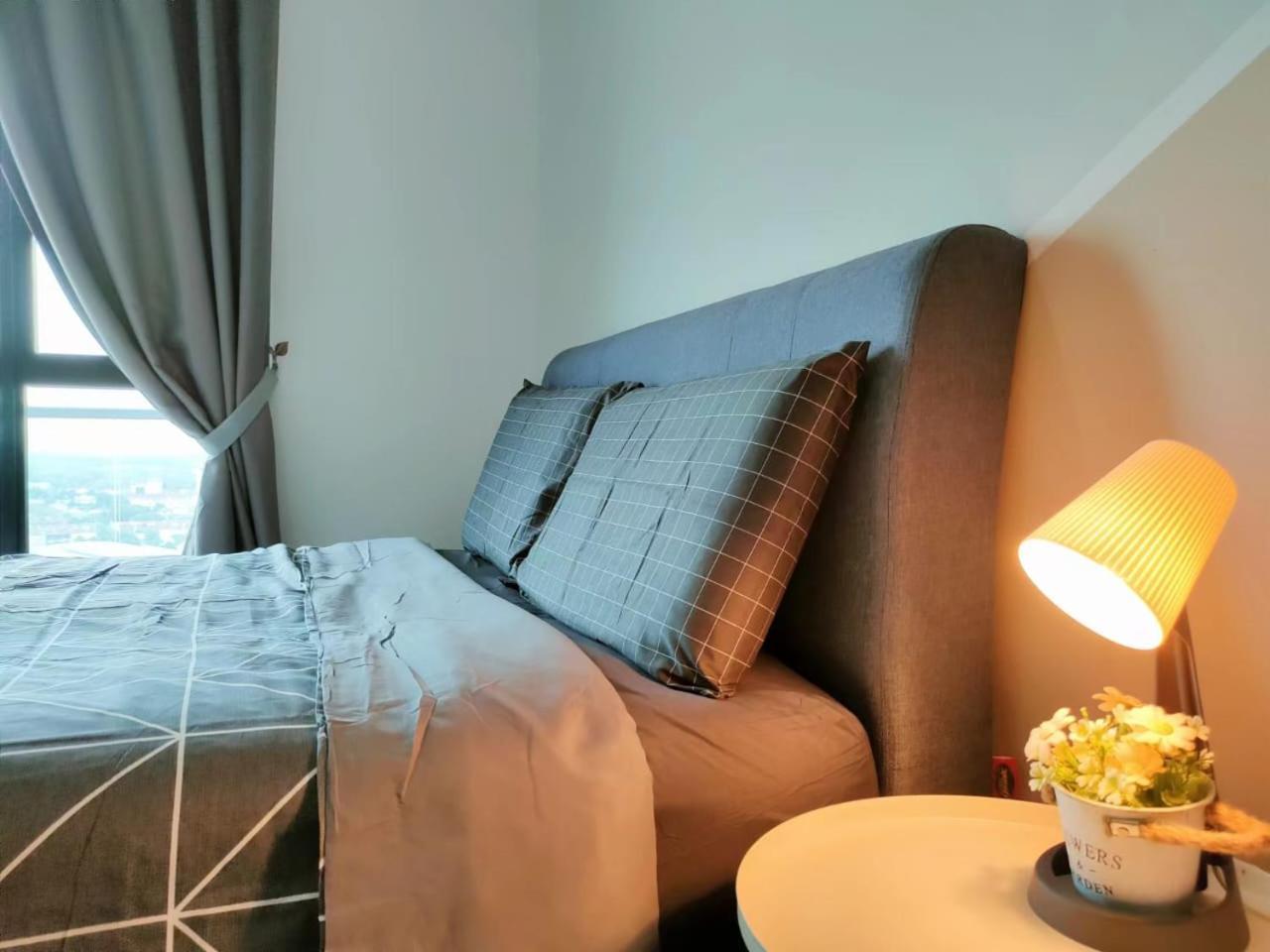Beautiful Sunset Beside Paradigm Mall 14 Pax Apartemen *